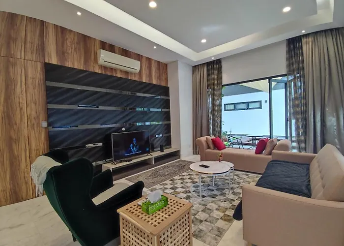 Bunga Raya Villa By Malvacae Homestays Shah Alam